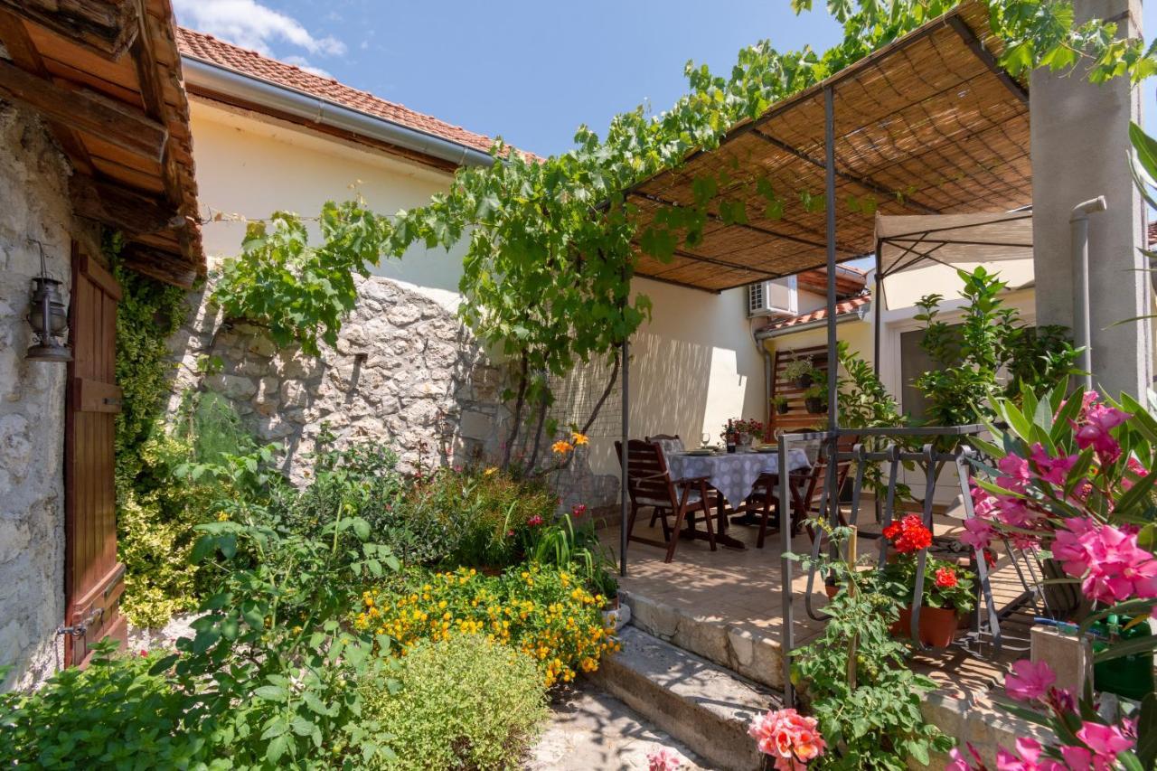 Mediterranean Terrace Apartment With Bikes & Sup Скрадин Экстерьер фото